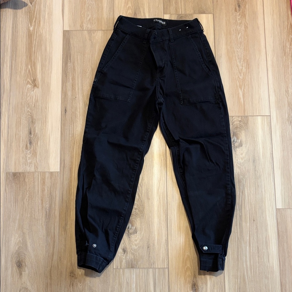 Women’s Express Black Pants
